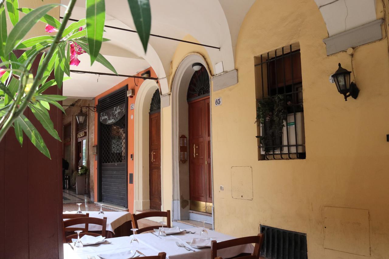 Lovely Studio D'Azeglio By Studio Vita بولونيا المظهر الخارجي الصورة